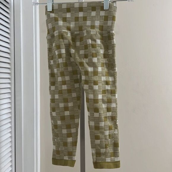 Free People HR crop good karma leggings - Picture 8 of 8